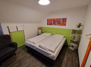 Haus Pension Ferienwohnungen | Hasenfeld