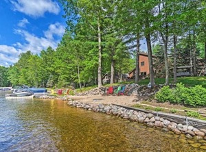 Dream Cottage Beach Dock Pontoon Rental | Gladwin