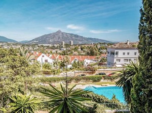 Marbella Swimming | Nueva Andalucia