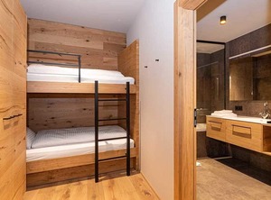 Premium | Schroecken