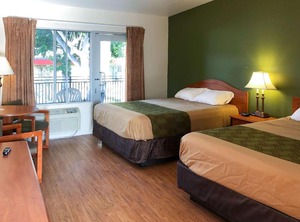 Econo Lodge Inn Suites Oakland Airport | Oakland