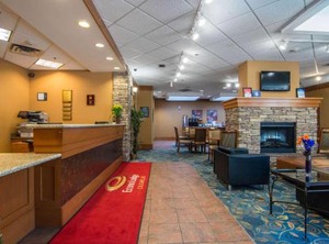 Econo Lodge Inn Suites University | Banff Trail