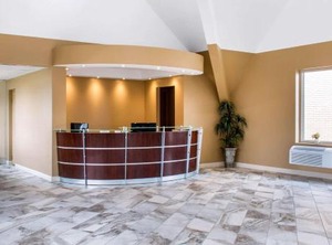 Econo Lodge Inn | Binghamton