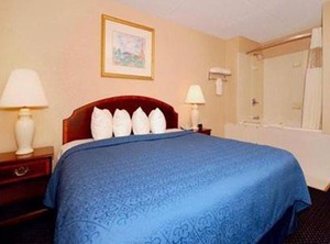 Econo Lodge Inn | Waterloo