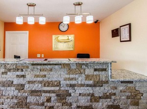 Econo Lodge Motor Speedway | Bristol