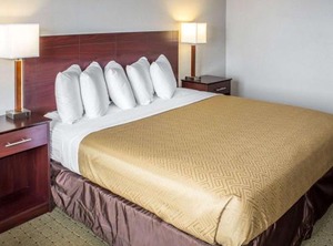 Econo Lodge Ames | Ames