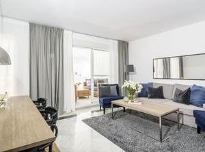 Puerto B | Nueva Andalucia
