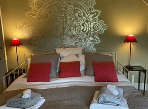 Ellesmere | Castle Cary