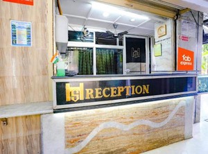 Oyo Hotel | Malad East