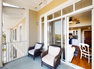 Observation Point South Miramar Beach | Baytowne Wharf