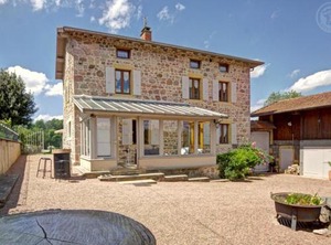 Gîte Pièces Personnes | Belmont-de-la-Loire