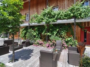 Geräumige Ferienwohnung Mit Balkon Auf Erlebnisbauernhof | Bohmzwiesel