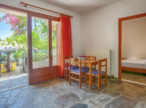 Villa Giapis | Mikros Gialos