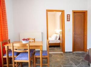 Villa Giapis | Mikros Gialos