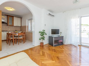 Davor Sea Mali Iz Island Zadar Riviera | Komoseva