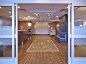 Hampton Inn Suites Mi | West Bloomfield