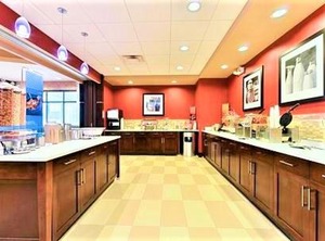 Hampton Inn Post | Painted Post