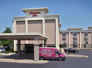 Hampton Inn Des | Greater South Side
