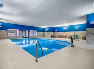 La Quinta Inn | East Aurora