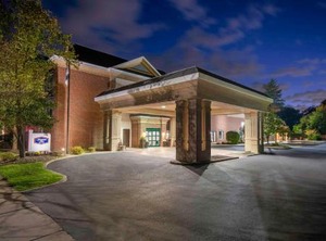 La Quinta Inn | East Aurora