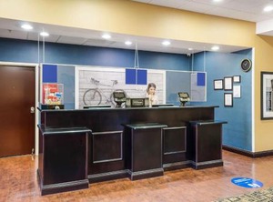 Hampton Inn Hillsville | Galax