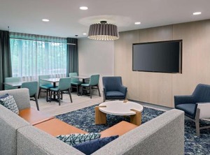 Hampton Inn Hartford Airport | Windsor