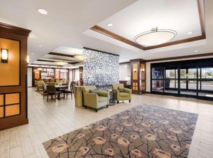 Naperville Inn | McHenry