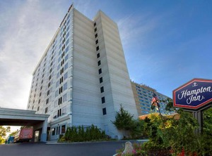 Hampton Inn District | Queens