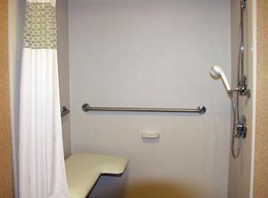 Hampton Inn Bedford | Somerset