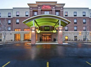 Hampton Inn Suites Mi | Canton