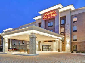Hampton Inn Suites Mi | Warren