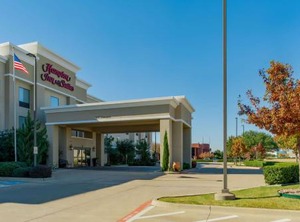 Hampton Inn Suites | Fossil Creek