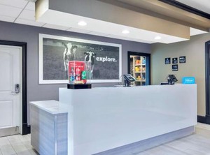 Hampton Inn Suites | Fossil Creek
