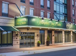 Hampton Inn Suites | Downtown Little Rock