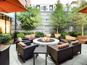 Hampton Inn Suites | Downtown Little Rock