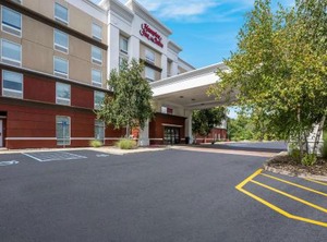 Hampton Inn Poughkeepsie | Crown Heights
