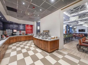 Hampton Inn Suites | Umstead