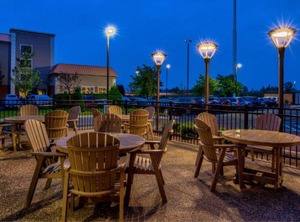 Hampton Inn Suites Mi | Wixom