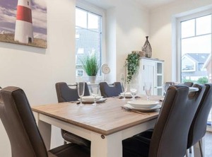 Haus Jensen | List