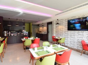 Hayat Heraa Hotel | Hera Street