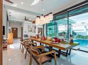 Argyle Phratamnak Pattaya | Nong Prue