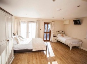 Accommodation | Cleeve