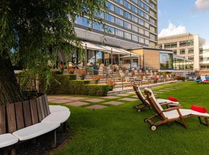Europarcs Poort Van Amsterdam Uitdam | Oud-Zuid
