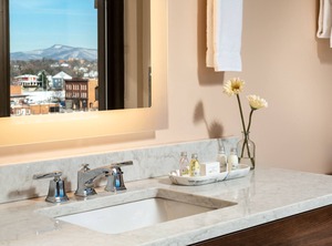 The Liberty Trust Guestroom | Roanoke