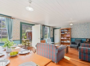 Pavitt Cottage Robinsons Bay Holiday | Robinsons Bay