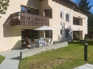 Holiday La Persons Bedrooms | La Punt-Chamues-ch