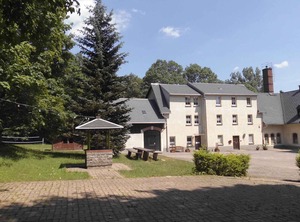 Holiday Surroundings Of The Edge Forest | Sayda