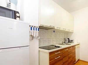 Ferienwohnung Sutivan Für Personen Schlafzimmer | Sutivan