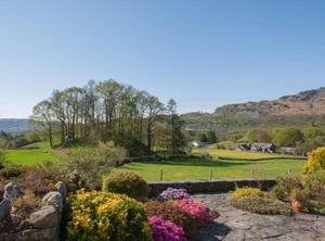 Fold | Chapel Stile