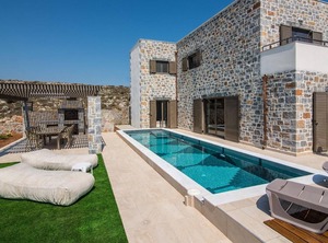 Holiday Elia Persons Bedrooms | Anopolis